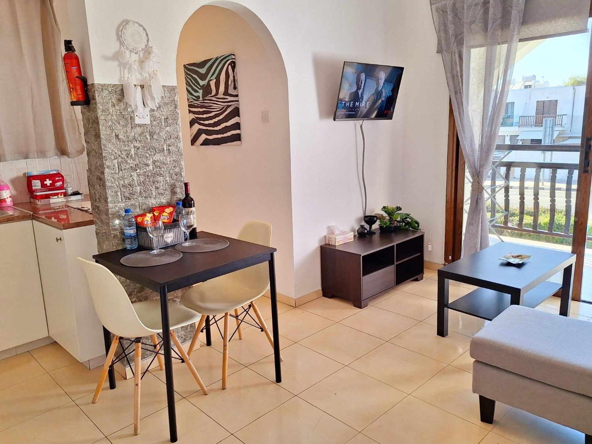 Kato Paphos Apt 400M To The Beach Zewnętrze zdjęcie